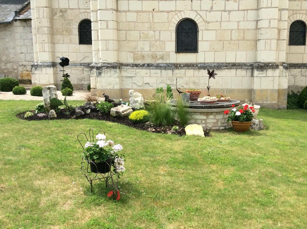 Domaine Du Heron Chinon Bagian luar foto